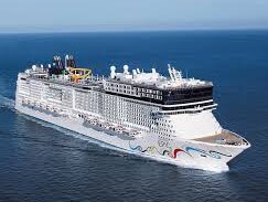Norwegian Epic 27 Oct 2019 Barcelona - La Sagrada Familia | Barcelona - Montserrat | Napoli | Pompeii | Rome | Florence | Pisa | Cannes...